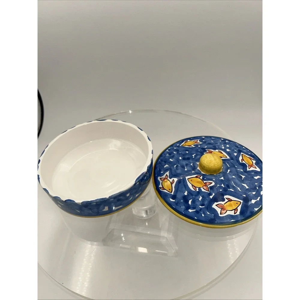Rare Vintage Donacer Portugal Hand painted Swimming Fish Covered Dish  #456